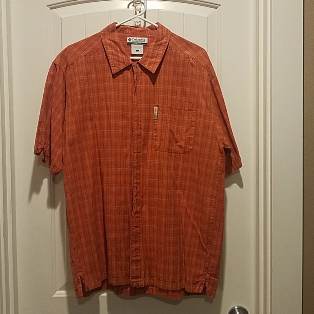 Columbia Button Up Shirt